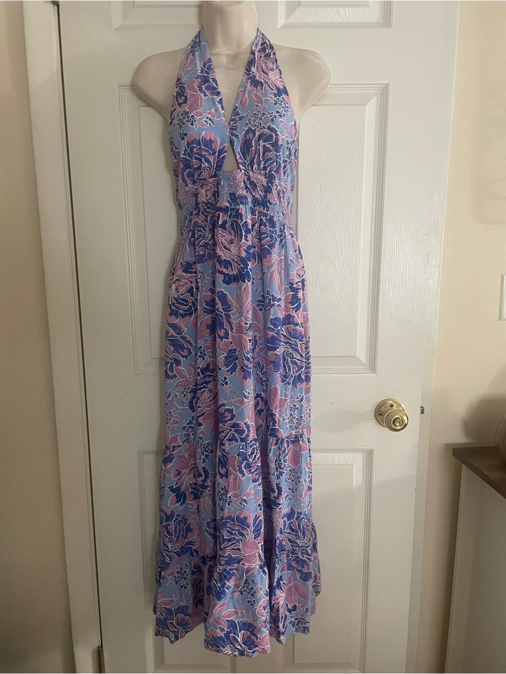 Zesica Floral Halter Maxi Dress in Lavender and Pink Small